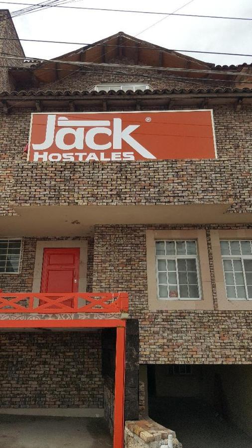 Jack Hostales Leon Exterior photo